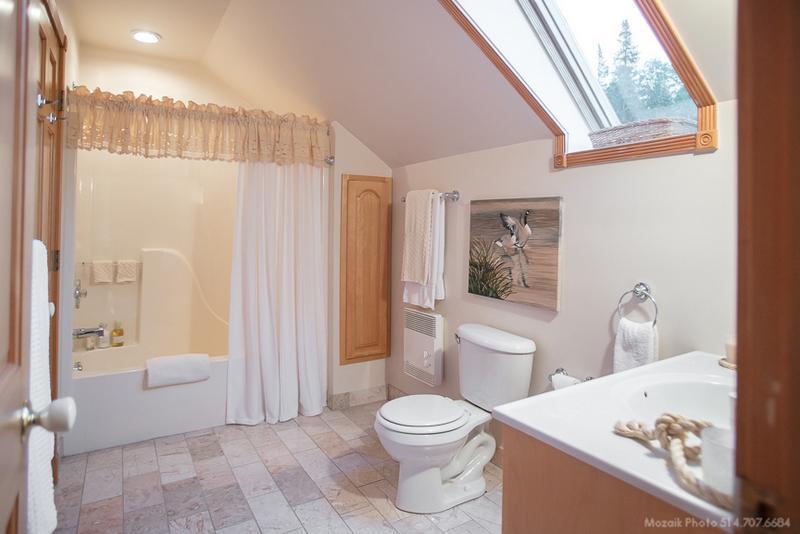 La Maison Bleue Du Lac Wallace コアティクック エクステリア 写真