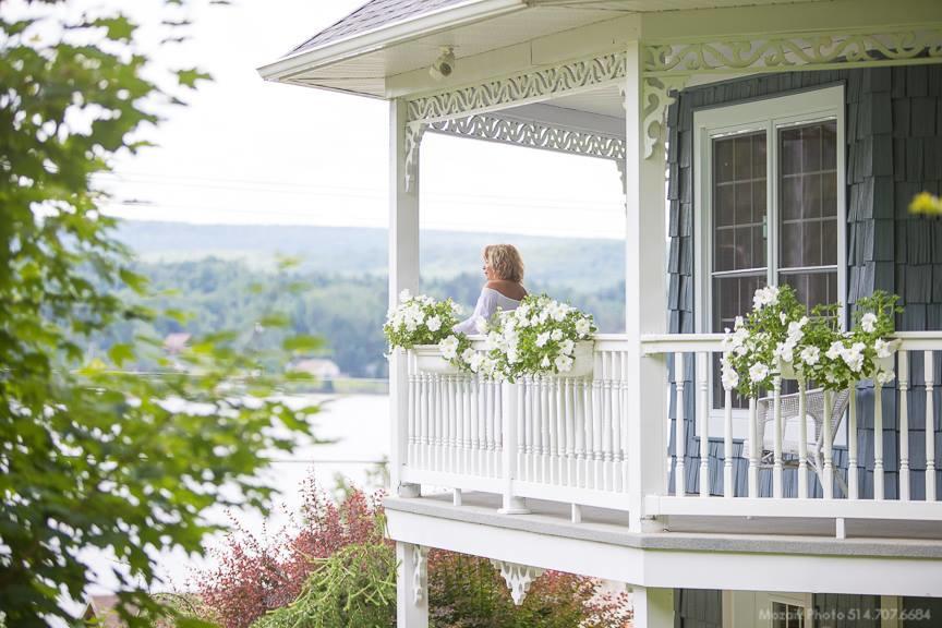 La Maison Bleue Du Lac Wallace コアティクック エクステリア 写真